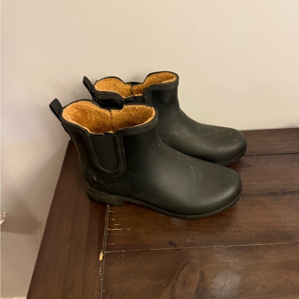 Chooka Black Fleece Lined Waterproof Ankle Rain Boots